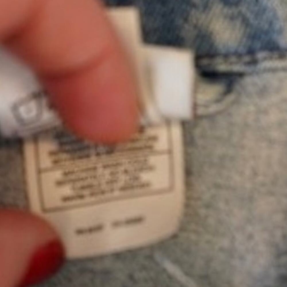 Disney Store Mickey & Minnie Mouse embroidered Denim Jacket Blue Womens Size XL - Picture 11 of 11